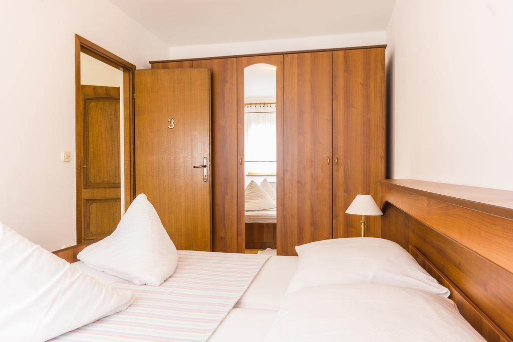 Apartments And Rooms Michaela ฟาชานา ห้อง รูปภาพ